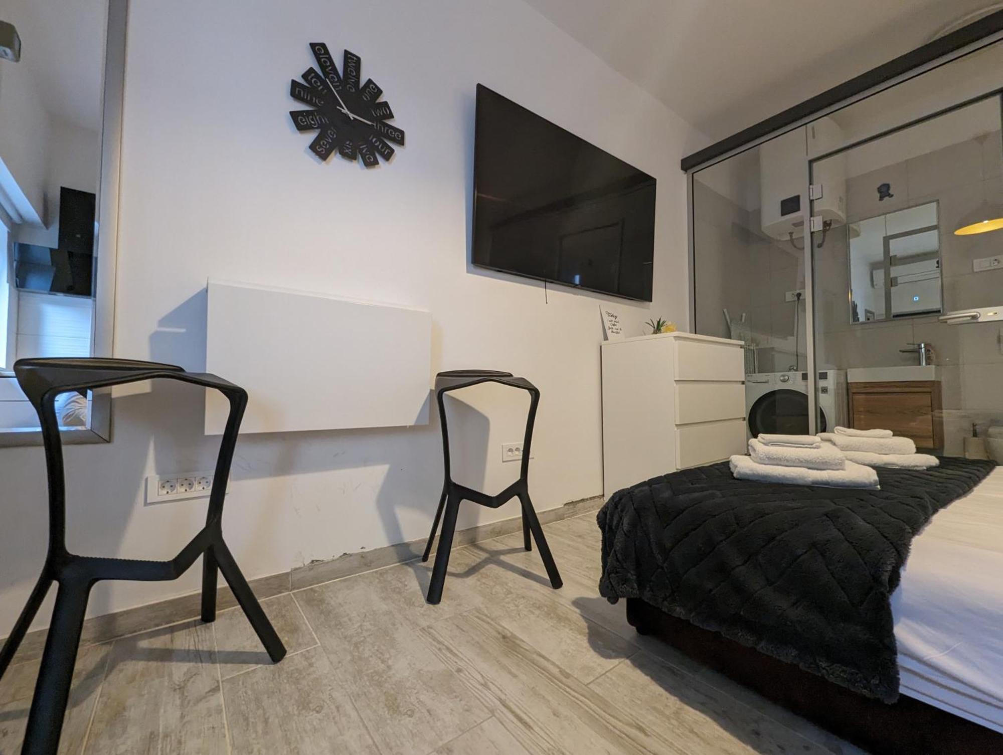 Cozy Maksimir Condo Near Kvatric ザグレブ エクステリア 写真